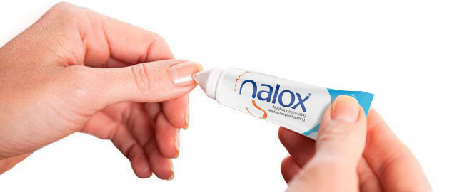 Naloc treatment for nails affected by psoriasis
